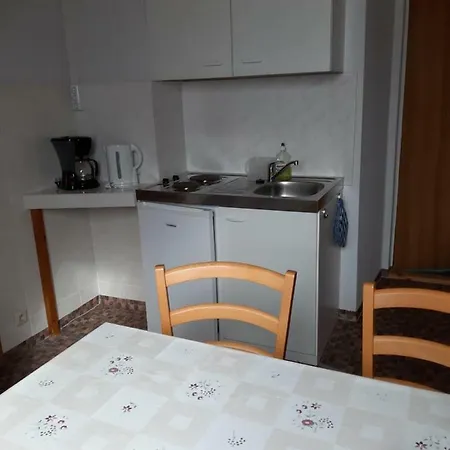 Leopold-risch Apartmán *